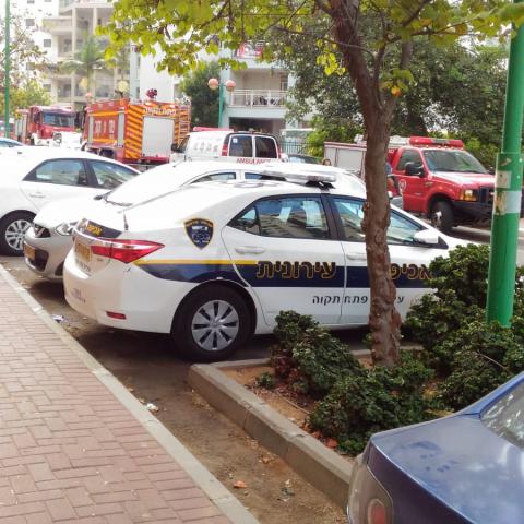 פונו דיירים בבניין ברחוב אסירי ציון בשל דליפת גז - חדשות בפתח תקווה