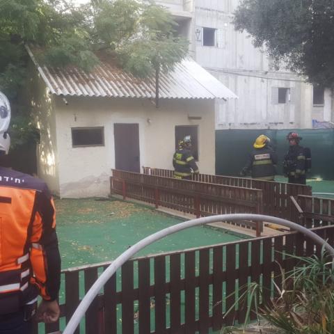 שריפה במחסן סוללות ליתיום ברחוב פרומקין בפתח תקווה - חדשות בפתח תקווה