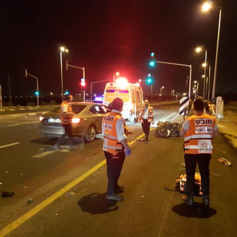 רוכב אופנוע נפצע בינוני סמוך לכניסה לקיבוץ גבעת השלושה - חדשות בפתח תקווה