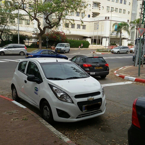  "בקרוב הגמלאים יוכלו להחנות את רכבם בכל שעות היממה" - תחבורה בפתח תקווה