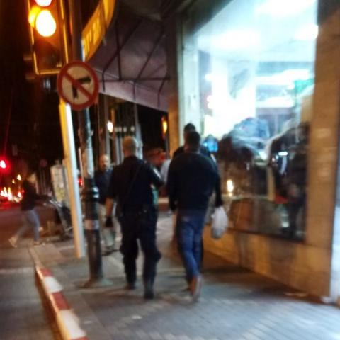 צפו: נעצר שב"ח במרכז העיר (וידיאו) - חדשות בפתח תקווה