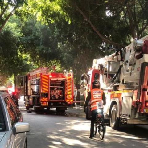 שריפה פרצה בלובי של בניין מגורים ברחוב שטמפפר בפתח תקווה - חדשות בפתח תקווה
