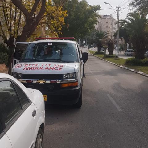 גבר נפצע קל מדקירה ברחוב הנשיאים בפתח תקווה - חדשות בפתח תקווה