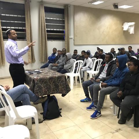 פרויקט בר המצווה העירוני השנתי לנערי יוצאי אתיופיה יצא לדרך - קהילות בפתח תקווה