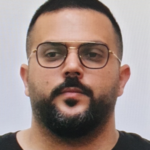 סחט תושבים על רקע התכתבות בעלת אופי מיני באינטרנט וגרף לכיסו סכומי כסף גדולים - חדשות בפתח תקווה