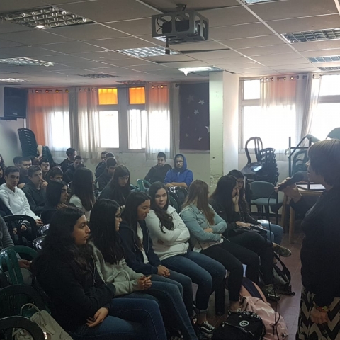 שידוכים בבית ספר בפתח תקווה - חינוך בפתח תקווה