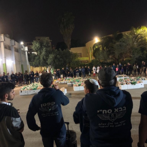 למעלה מ-300 מתנדבים חילקו מזון באירוע השנתי של תכנית סח"י בפתח תקווה - קהילות בפתח תקווה