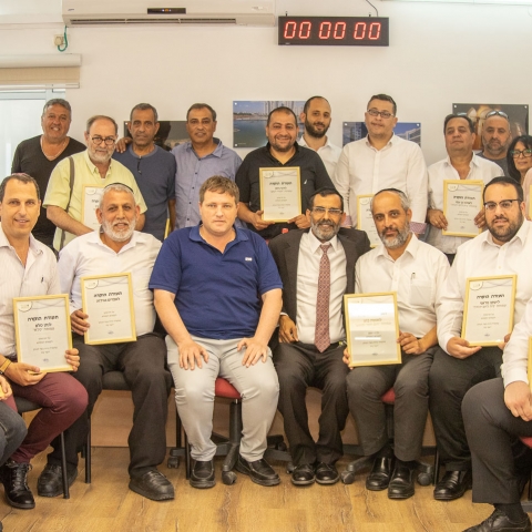 תודה לעמותות על מיזם קמחא דפסחא שבמסגרתו חולקו 10,000 חבילות מזון למשפחות נזקקות בפתח תקווה - קהילות בפתח תקווה