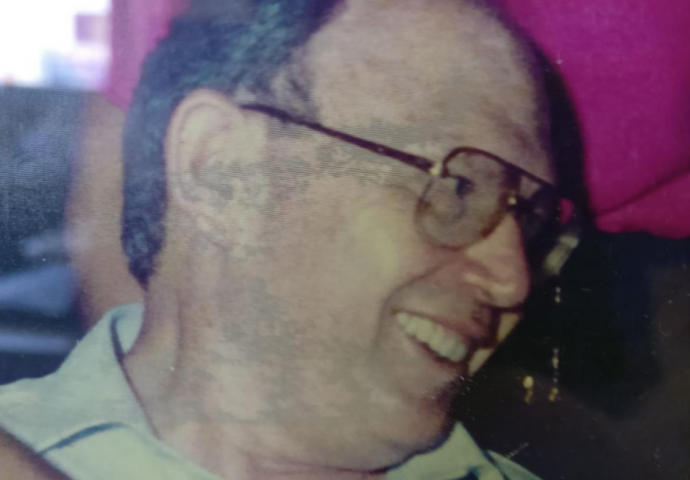 נפתחה עצומה למען הנצחת  דב תבורי: "לא יתכן שינציחו את נשיא ארה"ב לפני שינציחו את ראש העיר לשעבר". - חדשות בפתח תקווה
