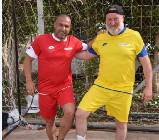 עו"ד שחקן זר לקבוצת כדורגל חובבנים - חיי זוהר בפתח תקווה