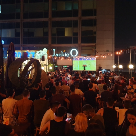 גולים, בירות ואווירה: גמר ליגת האלופות בפאבים בפתח תקווה - ספורט בפתח תקווה