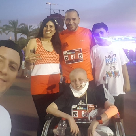 בן 11 וחצי הנמצא בתהליך החלמה מסרטן השתתף במירוץ "לילה לבן" פתח תקווה (וידיאו) - חדשות בפתח תקווה