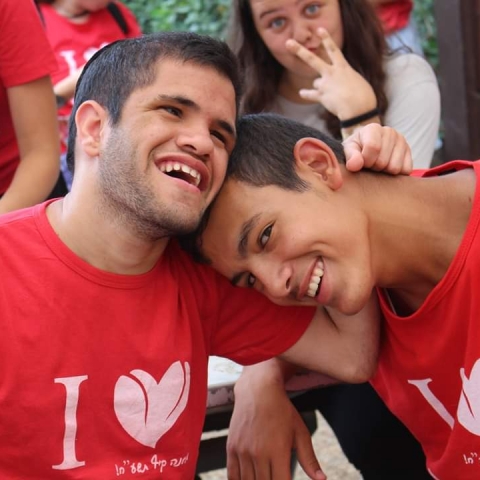 נותרו 4 ימים כדי לעזור למדריכים מתנדבים לפתוח את הקייטנה לילדים עם צרכים מיוחדים - קהילות בפתח תקווה