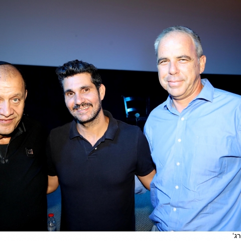 השחקן הפתח תקוואי שלומי קוריאט הופיע בהשקה חגיגית של כרטיס אשראי חדש - חיי זוהר בפתח תקווה