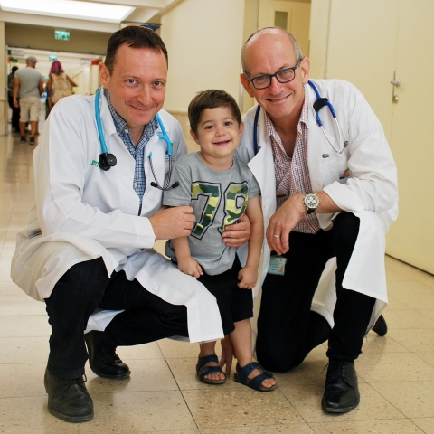 עומר בן ה-3 וחצי יוכל לנשום בקלות הודות לניתוח חדשני בדרכי הנשימה שבוצע במרכז שניידר - בריאות בפתח תקווה
