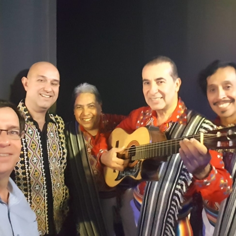 המצב הבטחוני לא הרתיע את הלהקה מפרגוואי שהופיעה בהיכל התרבות בפתח תקווה (וידיאו) - תרבות ופנאי בפתח תקווה