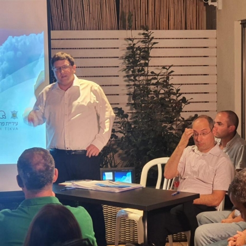 משרד הפנים הורה לראש העיר רמי גרינברג לכנס ישיבה שלא מן המניין - חדשות בפתח תקווה