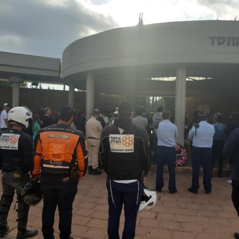 אתמול בבית עלמין ירקון: מאות תושבים ליוו שורד שואה ערירי - קהילות בפתח תקווה