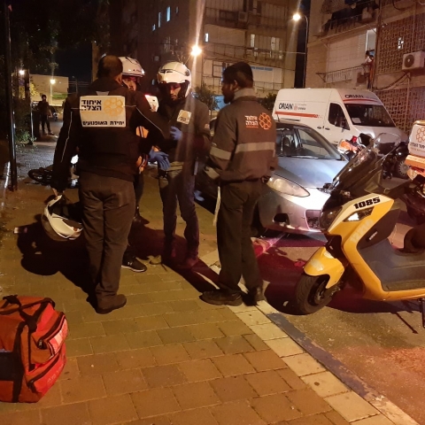 אדם נדקר ברח' מרכוס בפתח תקווה - חדשות בפתח תקווה
