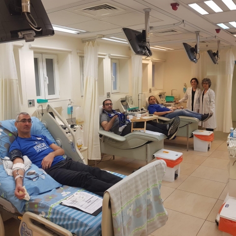דם כחול בוריד זורם - ספורט בפתח תקווה