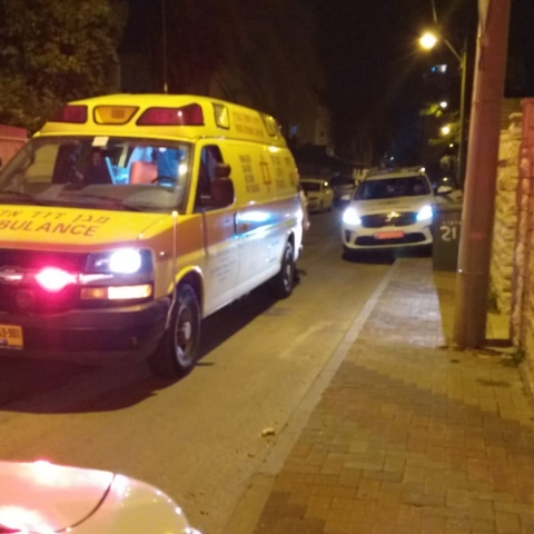 פתח תקוואי דקר גבר בשל טענות כי הלה מנהל רומן עם בת זוגו - חדשות בפתח תקווה