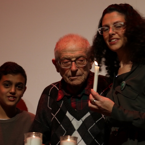 טקס יום הזיכרון הבינלאומי לזכר קורבנות השואה - חדשות בפתח תקווה