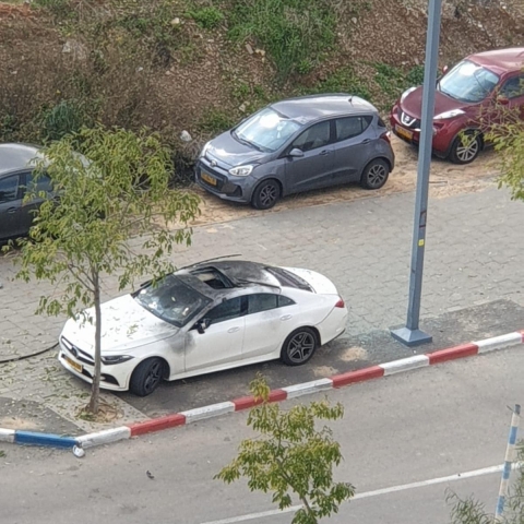 פיצוץ ברכב ברח' הסיבים בגבול פתח תקווה - גבעת שמואל - חדשות בפתח תקווה