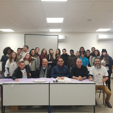 בתיכון אנקורי פתח תקווה לא מוכנים להשלים עם פשע שנאה - חדשות בפתח תקווה