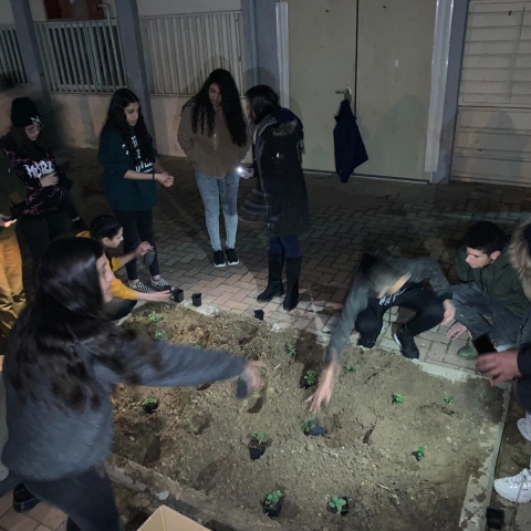 ט"ו בשבט בפתח תקווה: הדור הצעיר חגג עם הדור השלישי - קהילות בפתח תקווה
