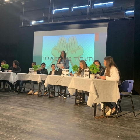 בחטיבת בן גוריון הקימו מפלגות והצביעו כחלק משיעור אזרחות לקראת הבחירות - חינוך בפתח תקווה