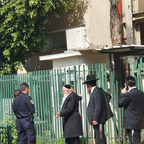 בניגוד להנחיות משרד הבריאות: ישיבות חרדיות בפתח תקווה קיימו לימודים כסדרם - חדשות בפתח תקווה
