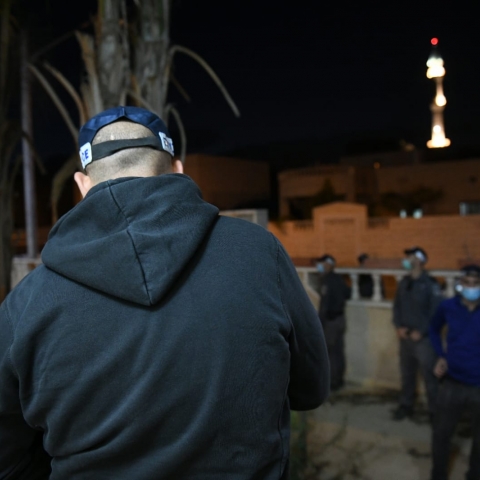 בן 34 מפתח תקווה נעצר יחד עם עוד 3 חשודים בגין הפרת סדר ותקיפת שוטרים - חדשות בפתח תקווה