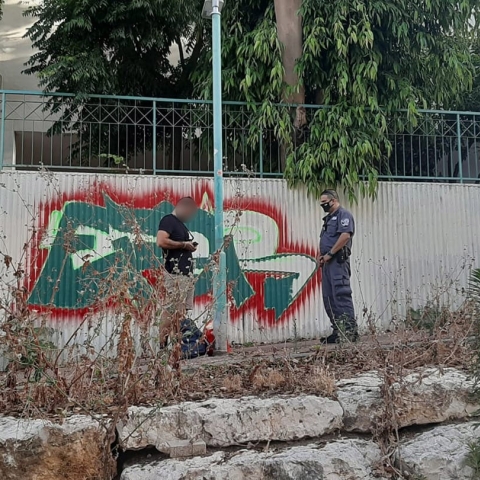 ריסס גרפיטי, נתפס על חם וישלם 750 ש"ח - חדשות בפתח תקווה