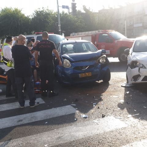 4 נפגעים ב-2 תאונות דרכים ברח' פינס וברח' פינסקר בפתח תקווה - חדשות בפתח תקווה