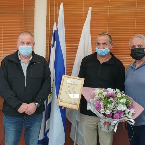 תיכון עתיד ראש העין זכה בפרס הצטיינות - חינוך בפתח תקווה