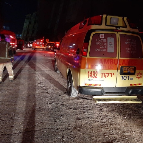 פועל נפל לבור בעומק 3 מטרים בבית עלמין הירקון - חדשות בפתח תקווה