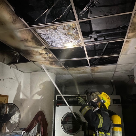 שריפה פרצה בבית אבות בפתח תקווה, 2 עובדי בית האבות חולצו במצב קל - חדשות בפתח תקווה