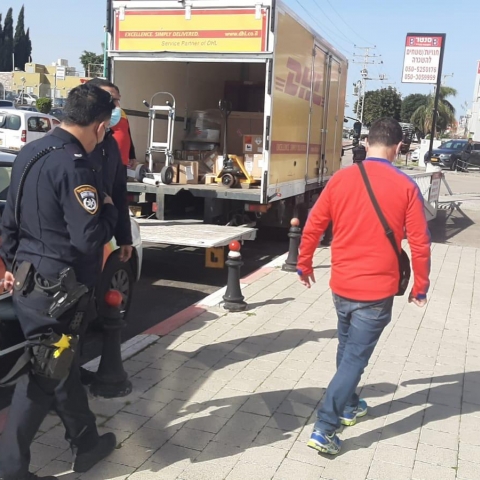 55 דוחות במבצע אכיפה להנחיות הסגר בפתח תקווה - חדשות בפתח תקווה