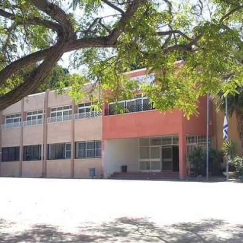 ההורים זועמים: תלמידים מחוננים לא ילמדו עם מורים מתאימים שעברו הכשרה ללמד מחוננים - חינוך בפתח תקווה
