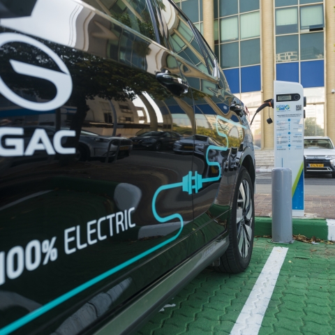 חברת מילגם EV-Edge זכתה במכרז עמדות הטעינה החשמליות לרכבים חשמליים - תחבורה בפתח תקווה