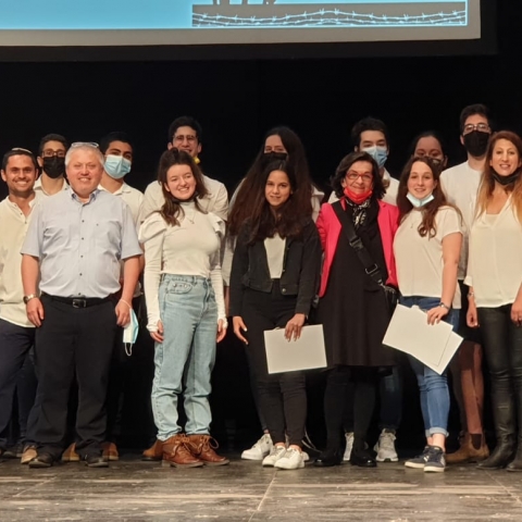 נועה צרפתי היא זוכת "חידון השואה העירוני לשנת תשפ"א - חינוך בפתח תקווה