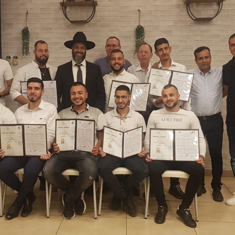 מצטיינים - ההנדסאים החרדים מפתח תקווה - חינוך בפתח תקווה