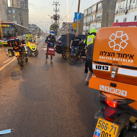 רוכב אופניים נפצע בינוני ברח' בר כוכבא בפתח תקווה - חדשות בפתח תקווה