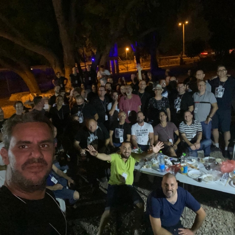 קהילת "אבא פגום פתח תקווה" חוזרת לעניינים במפגש לאחר כשנה וחצי - קהילות בפתח תקווה
