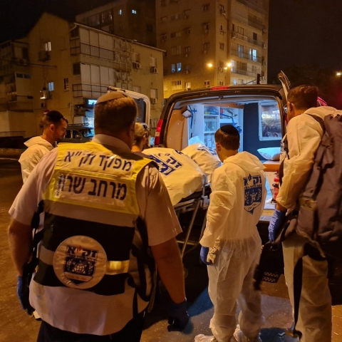 גבר גלמוד כבן 60 נמצא ללא רוח חיים בביתו בפתח תקווה, מספר ימים לאחר מותו - חדשות בפתח תקווה