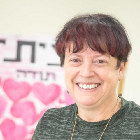 אבידה לחינוך בפתח תקוה. מנהלת ביה"ס ביאליק שולרית קנטר פורשת - חינוך בפתח תקווה