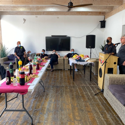 בתחנת כיבוי אש פתח תקווה הרימו כוסית לשנה החדשה וחילקו תעודות הצטיינות - חדשות בפתח תקווה