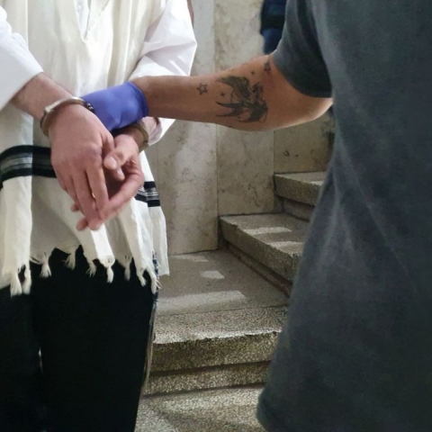 תושב פתח תקווה ותושב ירושלים נעצרו בחשד למעורבותם ברצח מלפני למעלה מ - 30 שנה - חדשות בפתח תקווה