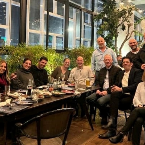  3 שנים ל"חוסן ישראל"  - ארוחה עם הפעילים בפתח תקווה הוסיפה חוסן לגנץ - חדשות בפתח תקווה
