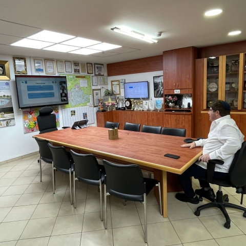 פיקוד העורף יחל בפרוייקט ייחודי שישמור על בני הגיל השלישי בגל התחלואה הנוכחי - קהילות בפתח תקווה